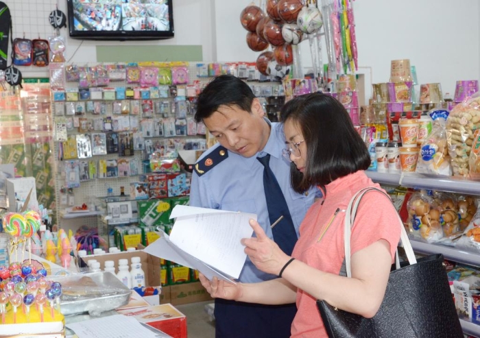 陕西省市场监管局督导检查调研校园周边食品安全