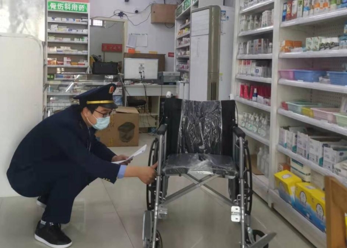 图为检查现场