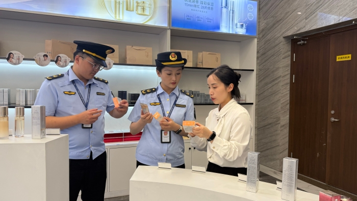 湖州吴兴区开展夏季化妆品专项检查行动3