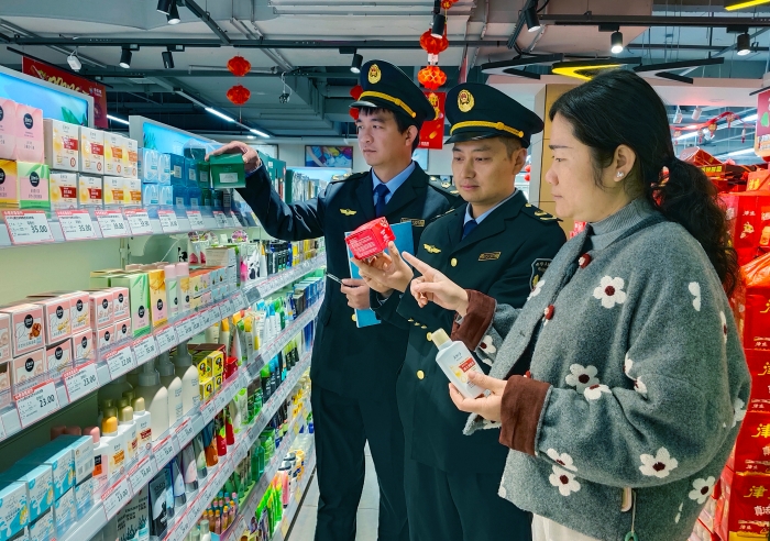 江西于都:专项检查冬季化妆品 (1) 江西于都:专项检查冬季化妆品 (1)